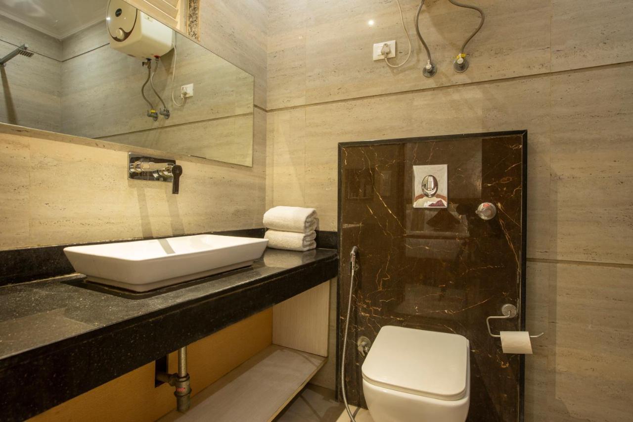 Hotel Arch Suites - Near Aerocity نيودلهي المظهر الخارجي الصورة