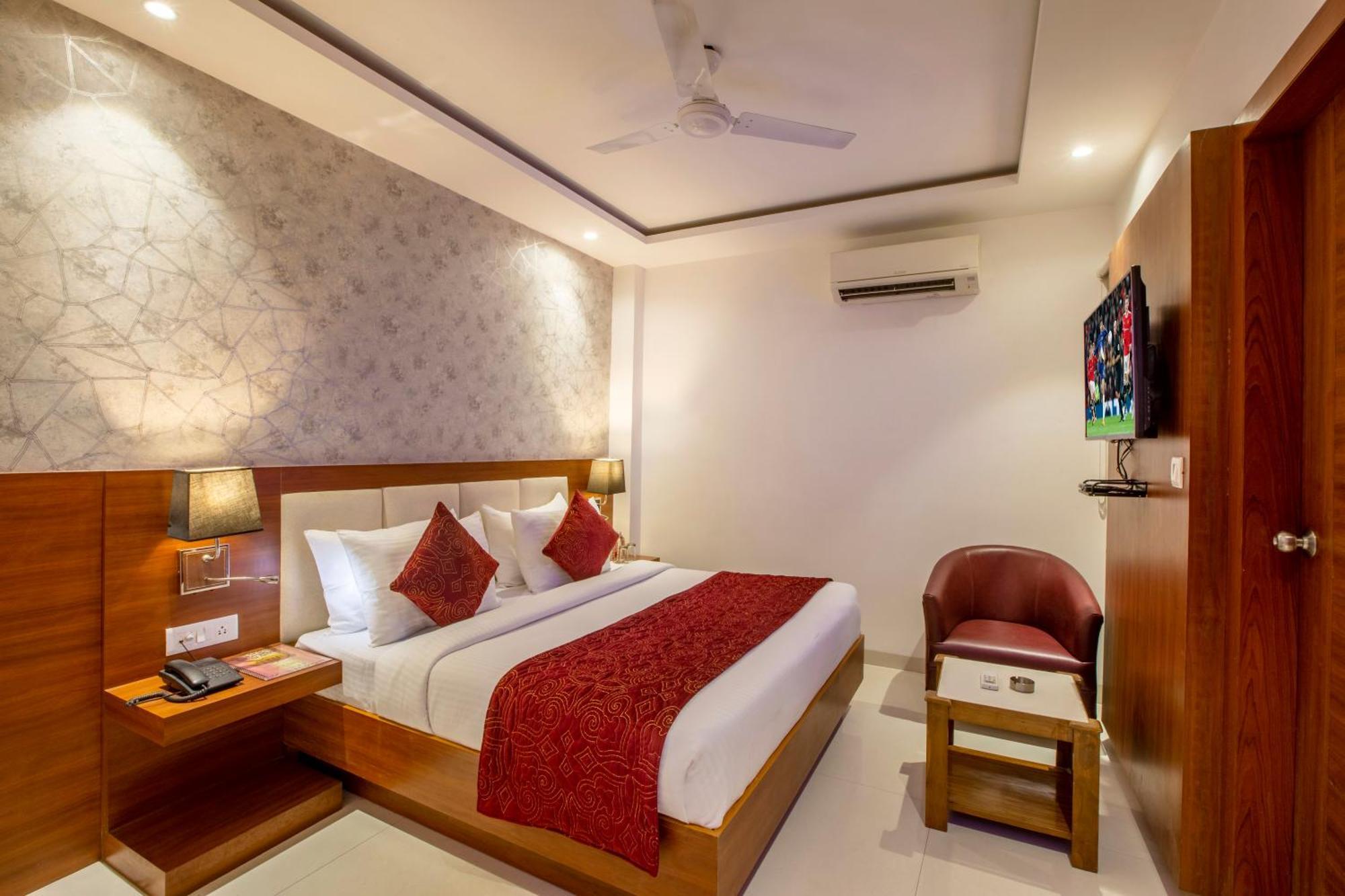 Hotel Arch Suites - Near Aerocity نيودلهي المظهر الخارجي الصورة