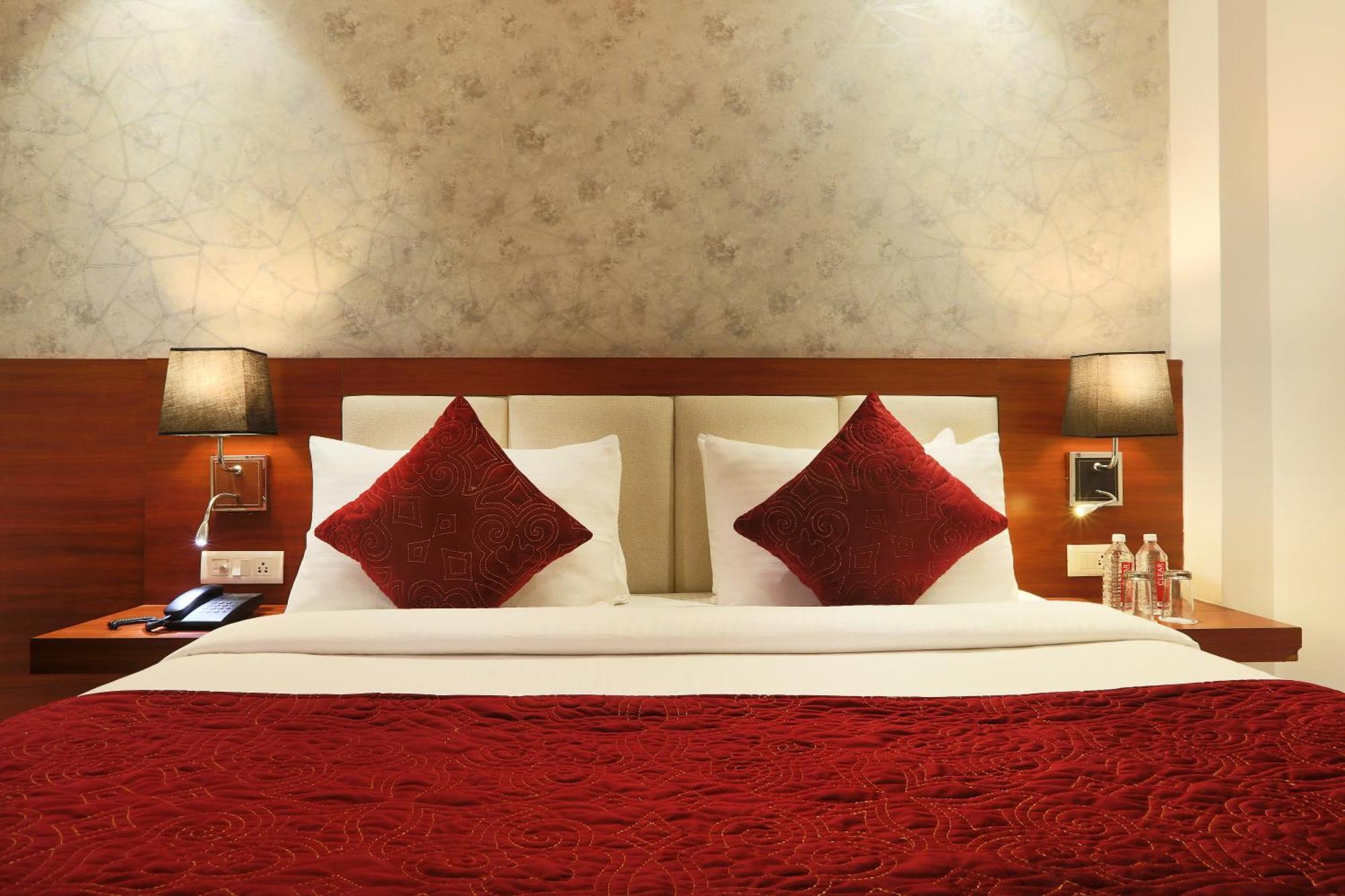 Hotel Arch Suites - Near Aerocity نيودلهي المظهر الخارجي الصورة
