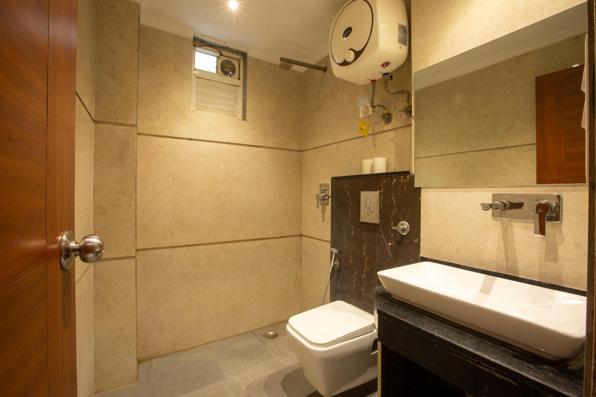 Hotel Arch Suites - Near Aerocity نيودلهي المظهر الخارجي الصورة